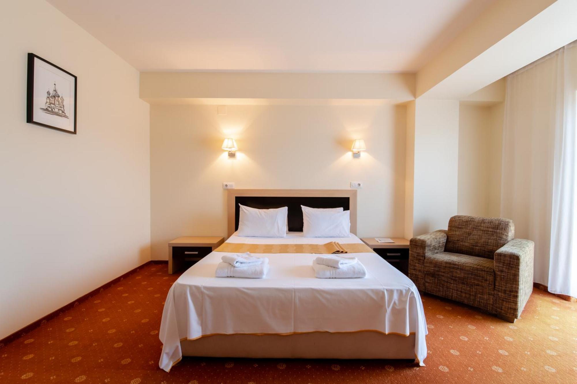 Hotel Oxford By Timhotels Timisoara Bagian luar foto