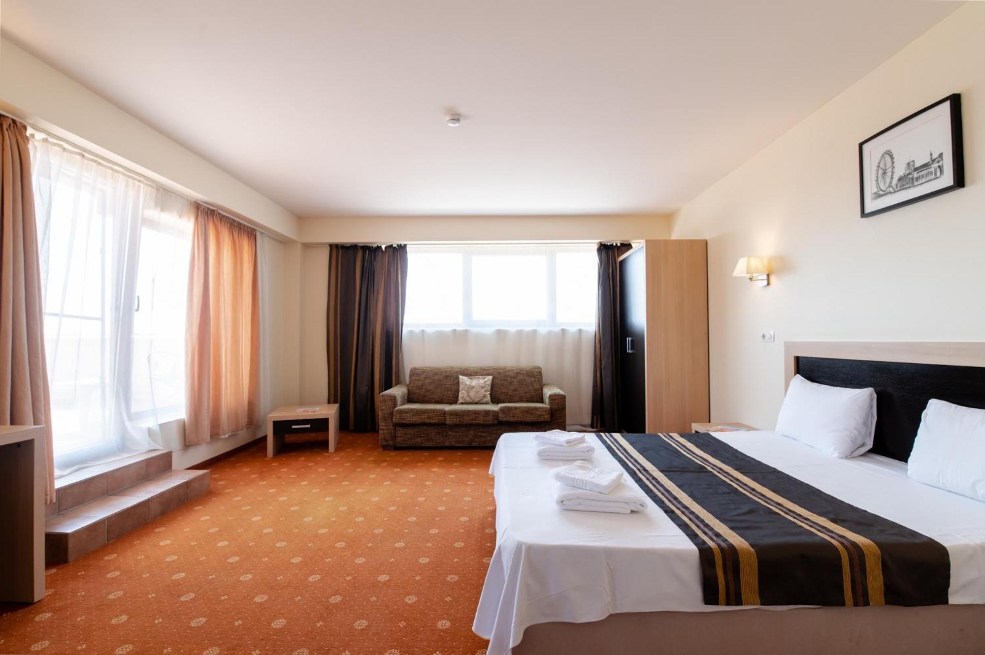 Hotel Oxford By Timhotels Timisoara Bagian luar foto