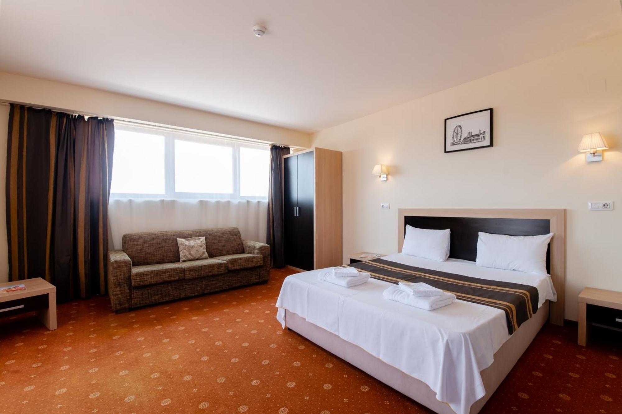 Hotel Oxford By Timhotels Timisoara Bagian luar foto